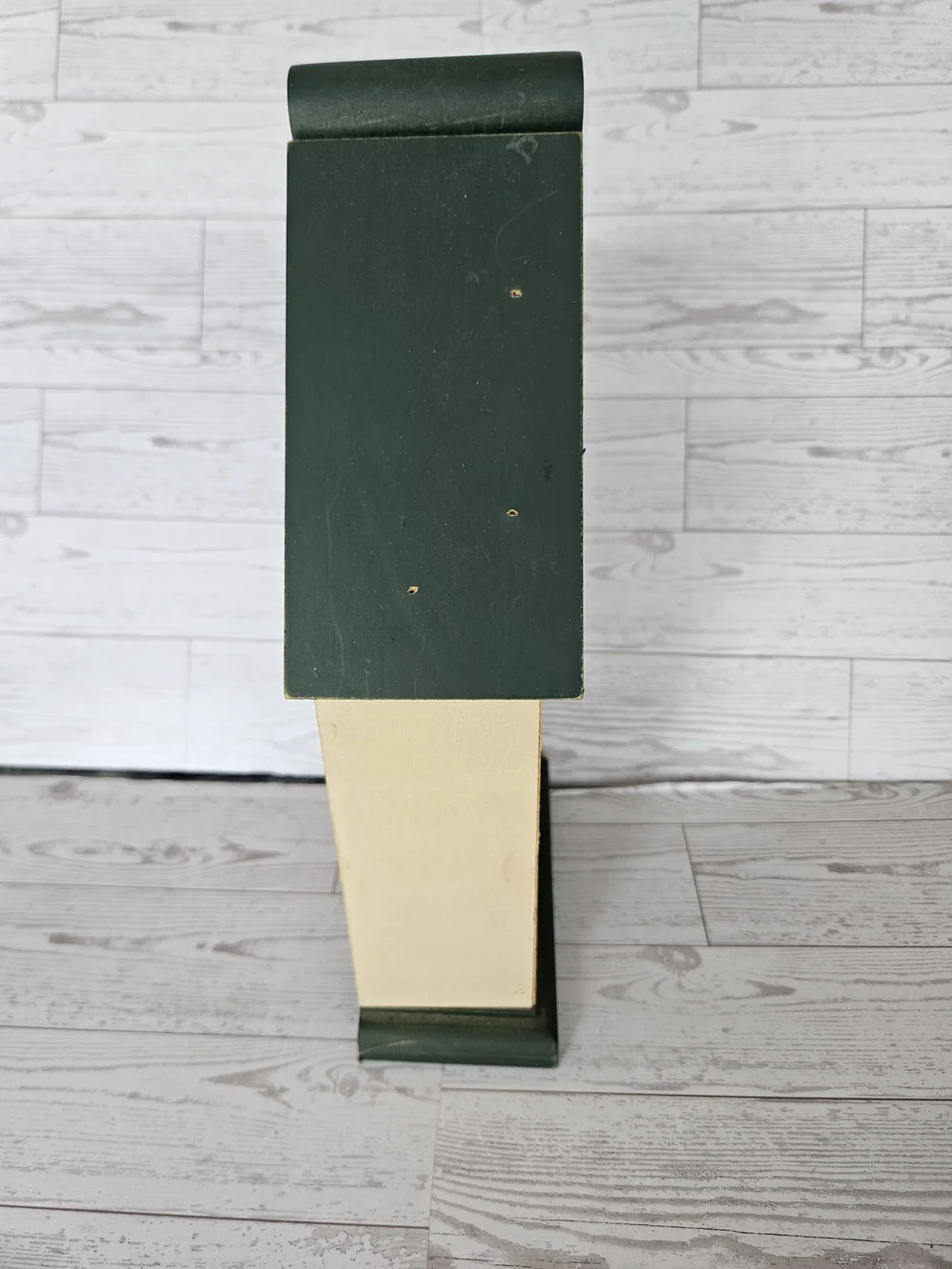 Green and Cream Birdhouse Wall Clock - Decorative Home Wall Decor
